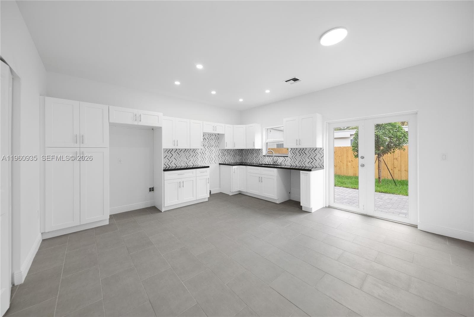 529 NW 56th St, Miami FL 33127 — 32