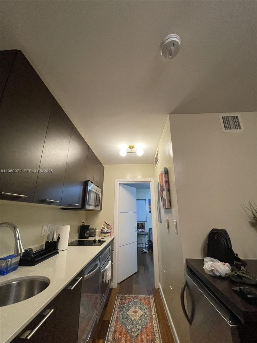 1560 Pennsylvania ave # 217, Miami Beach FL 33139 — 8