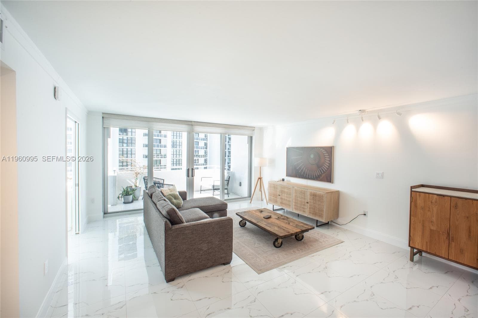 11 Island Ave # 1107, Miami Beach FL 33139 — 3