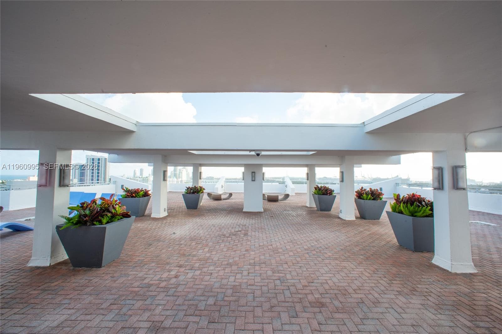 11 Island Ave # 1107, Miami Beach FL 33139 — 19