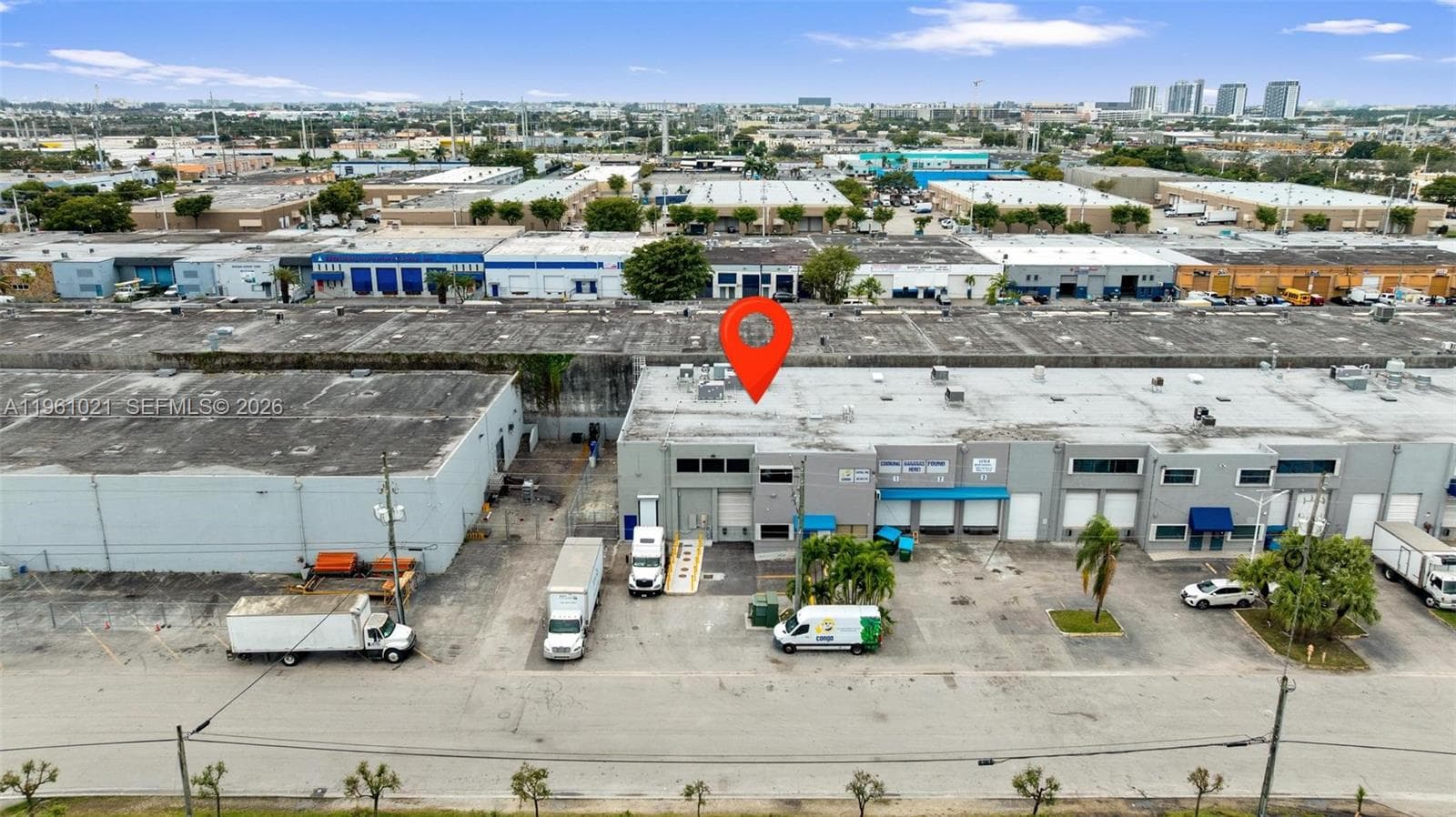 8000 NW 68th St, Medley FL 33166 — 38