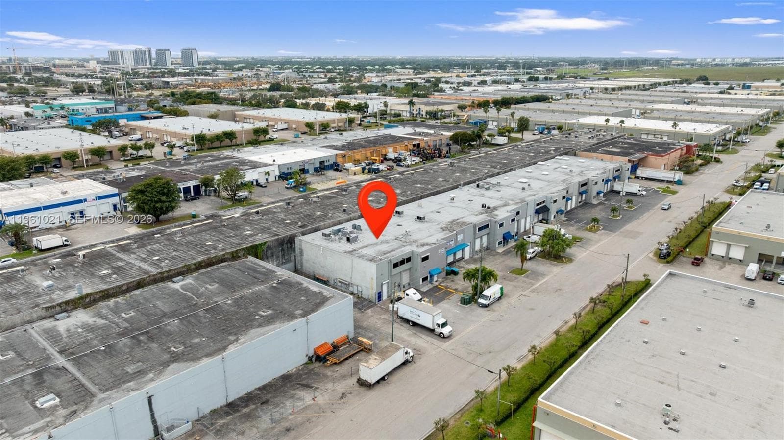8000 NW 68th St, Medley FL 33166 — 37