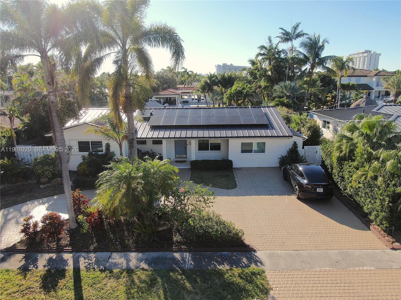 13000 Coronado Ln, North Miami FL 33181 — 14