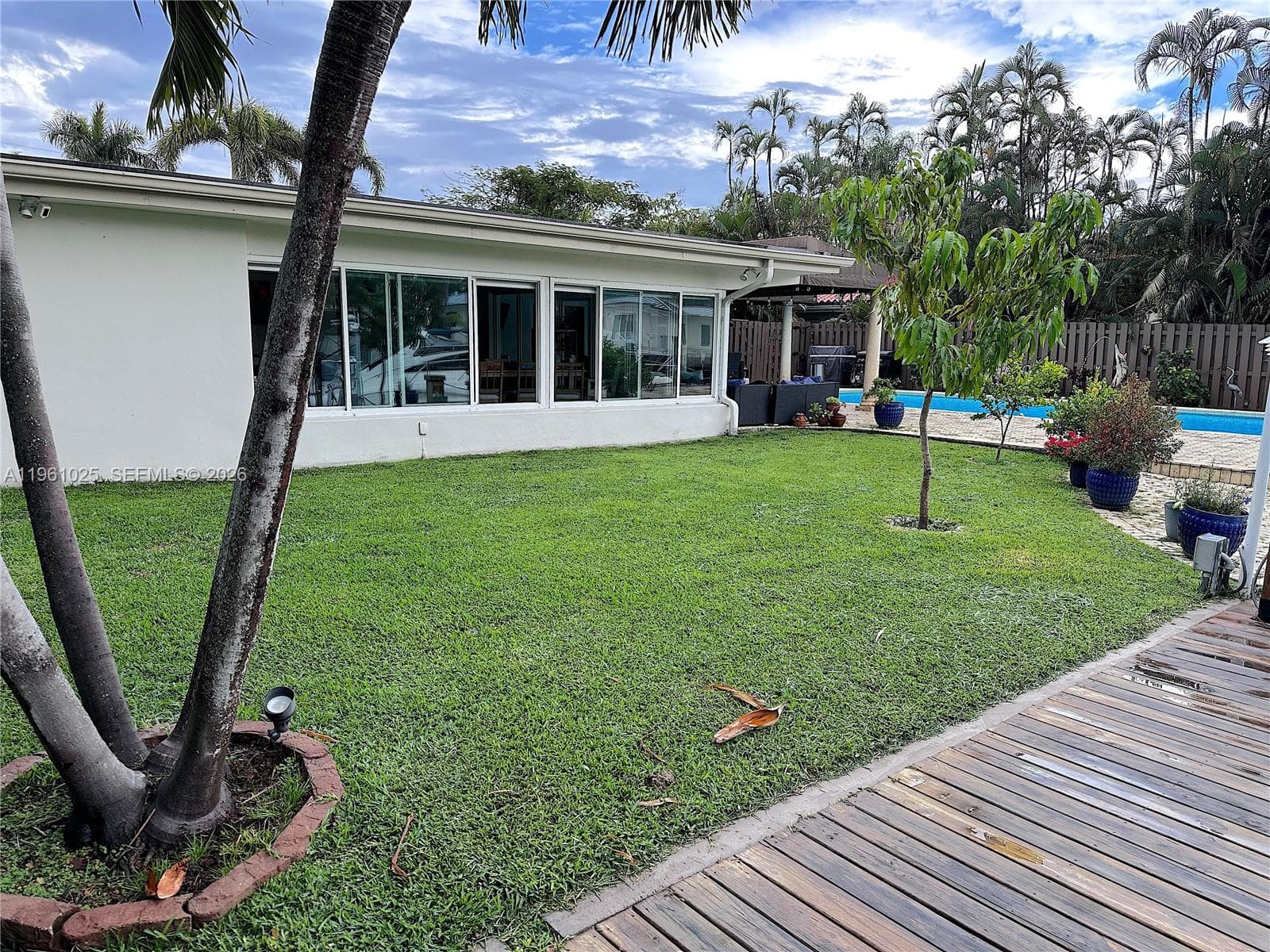 13000 Coronado Ln, North Miami FL 33181 — 15