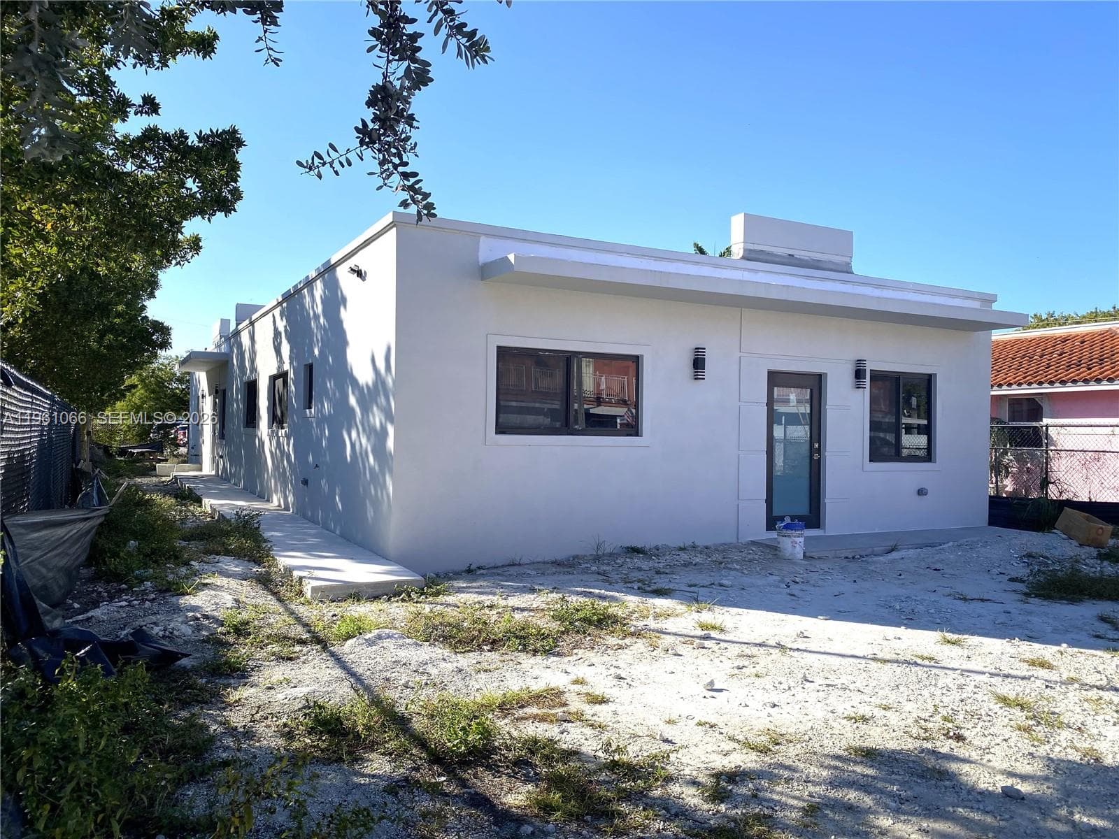 2474 W 4th Ct, Hialeah FL 33010 — 1