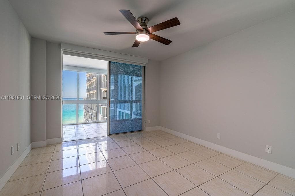 5401 Collins Ave # 919, Miami Beach FL 33140 — 16
