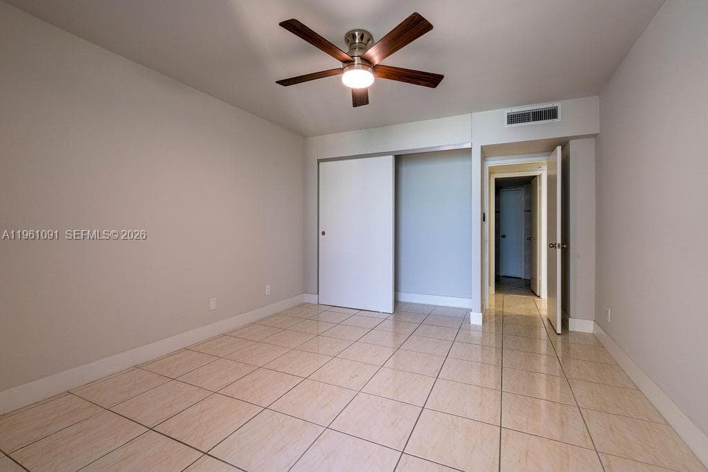 5401 Collins Ave # 919, Miami Beach FL 33140 — 15