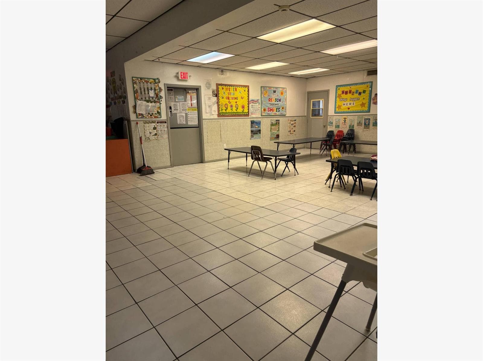 425 NE 154th Street, Miami FL 33162 — 4