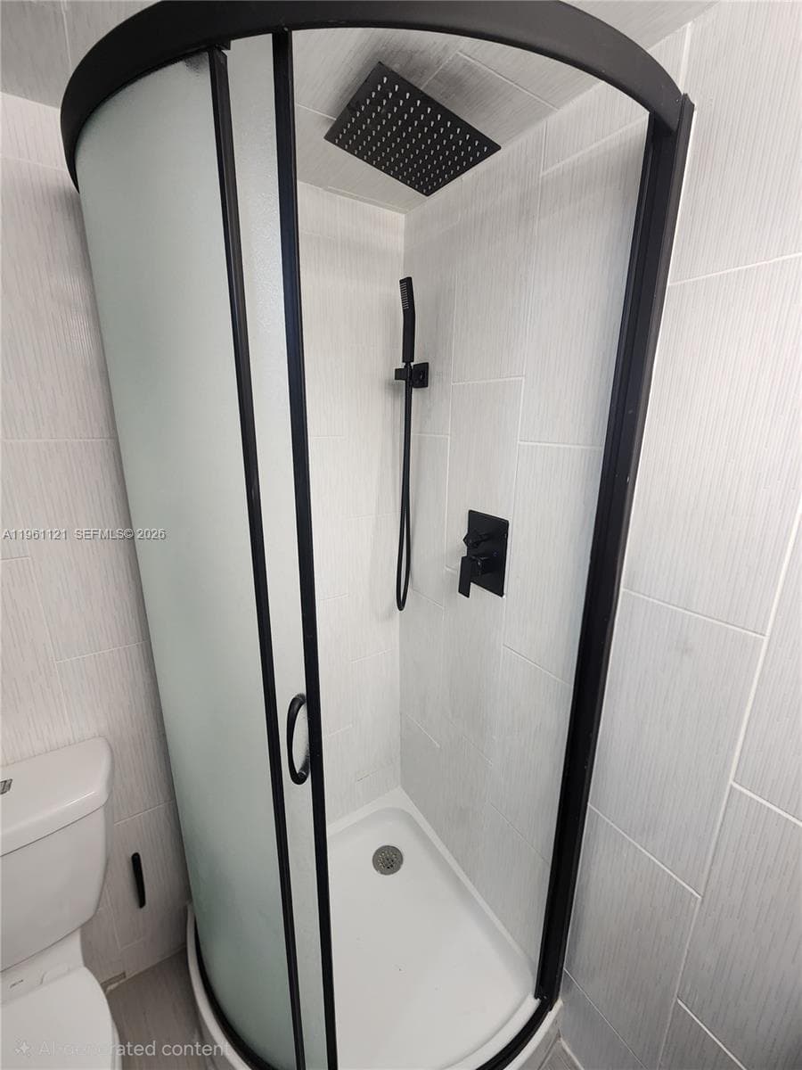 2801 NE 183rd St # 310W, Aventura FL 33160 — 9