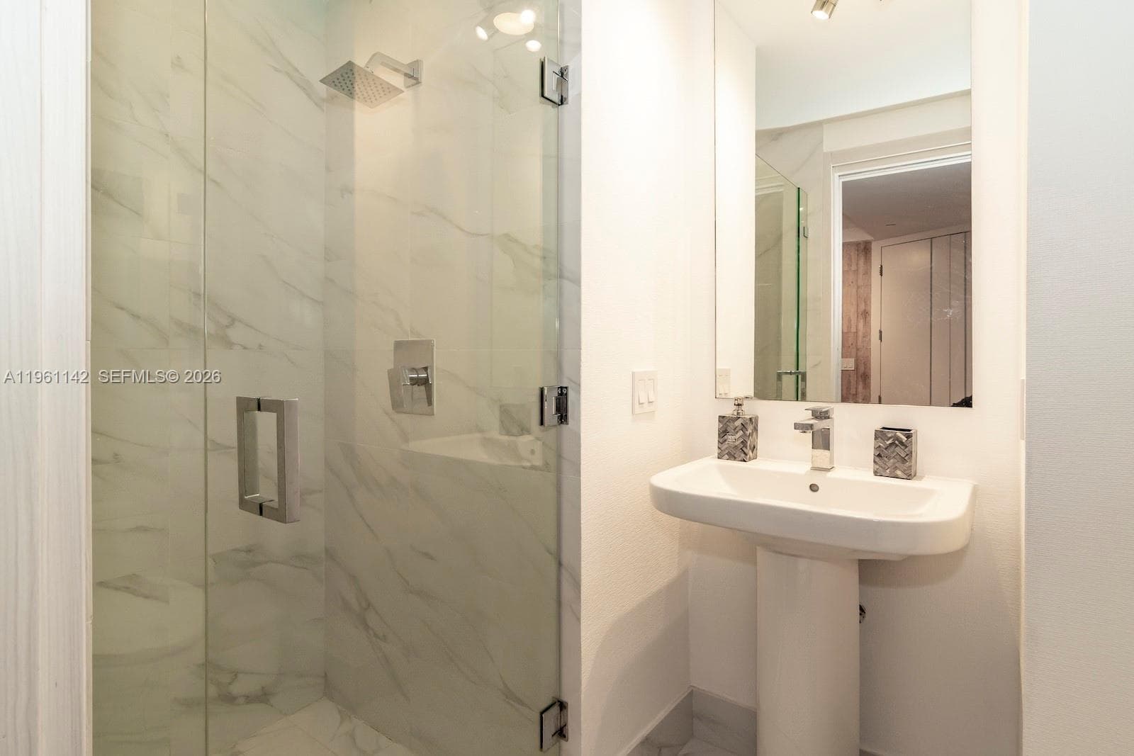 801 S Miami Ave # 3803, Miami FL 33130 — 27