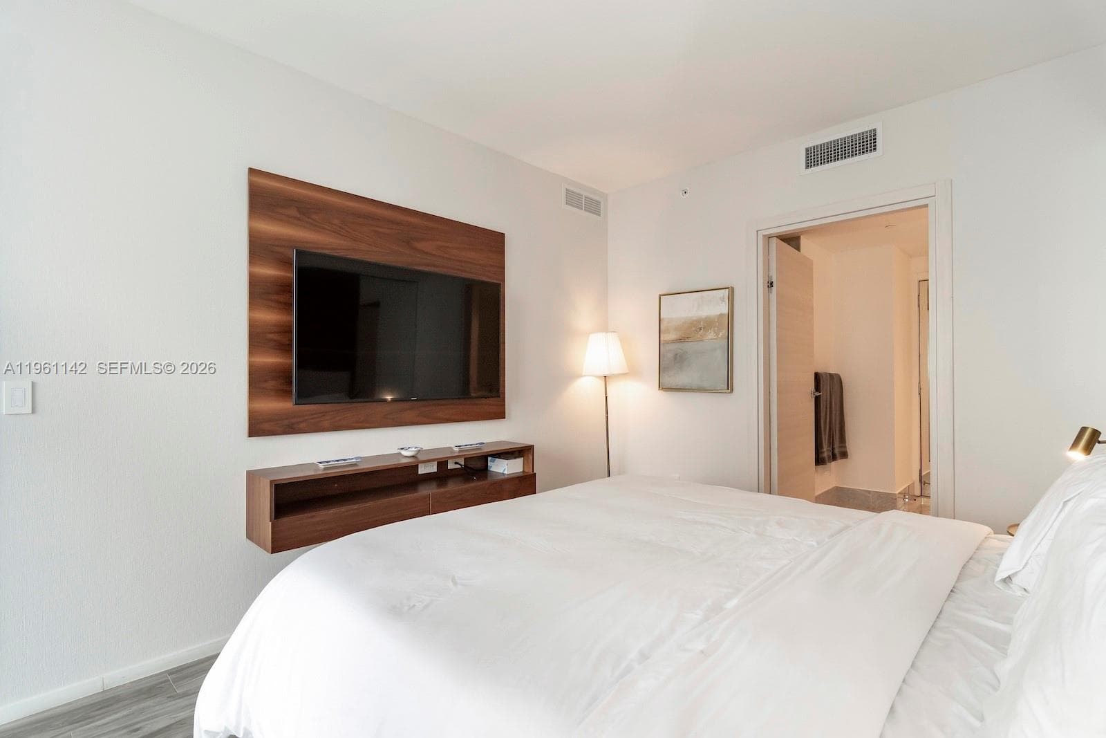 801 S Miami Ave # 3803, Miami FL 33130 — 20