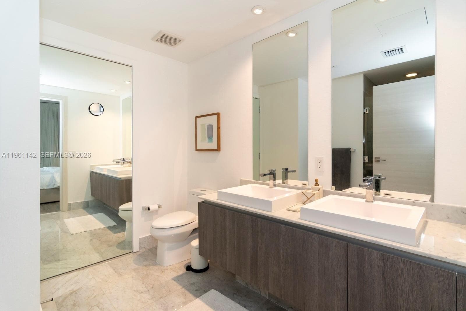 801 S Miami Ave # 3803, Miami FL 33130 — 21