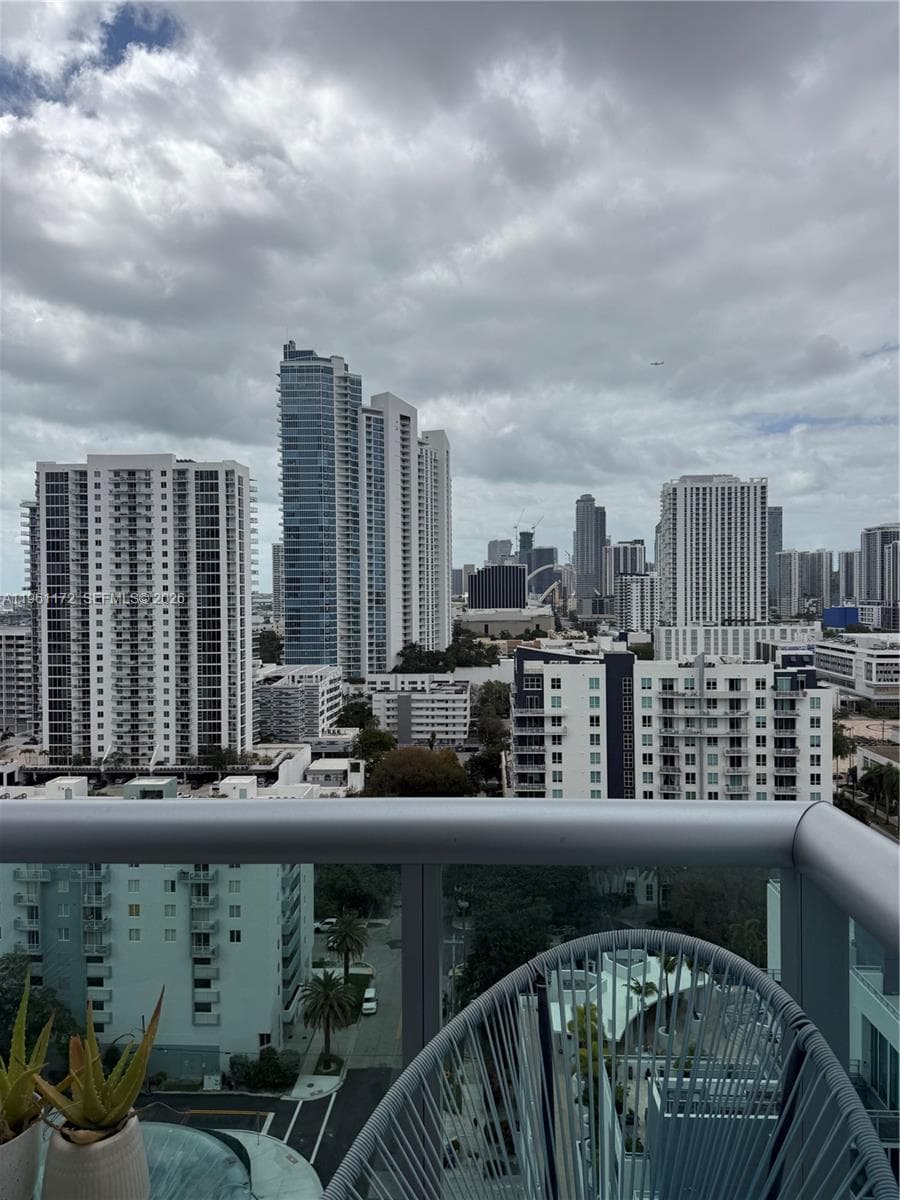 333 NE 24th St # 1912, Miami FL 33137 — 40