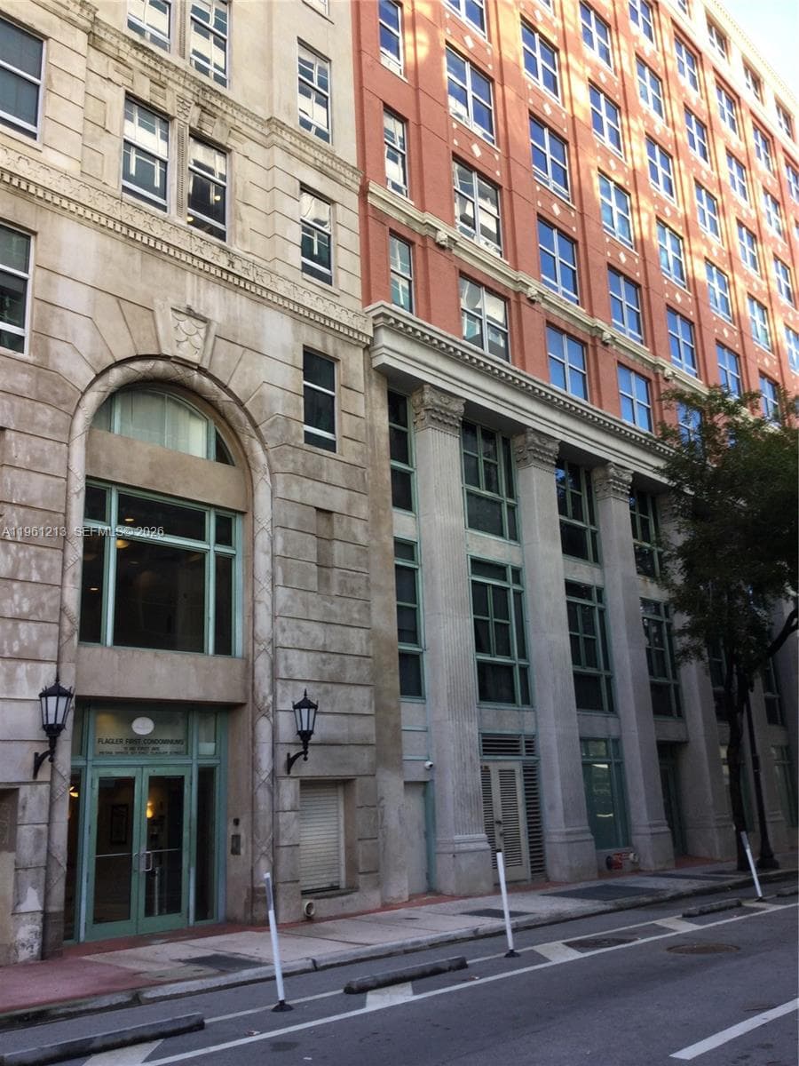 111 E Flagler St # 706, Miami FL 33131 — 1