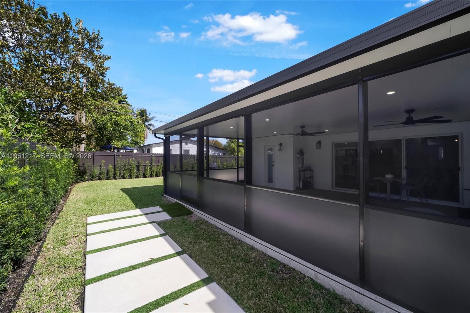 45 NE 124th Ter, North Miami FL 33161 — 53
