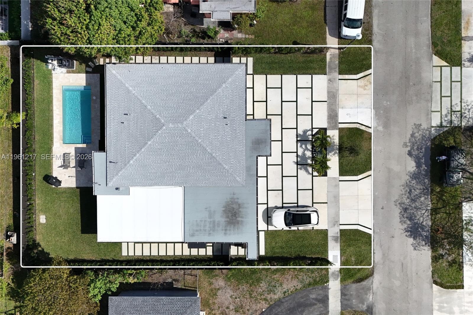 45 NE 124th Ter, North Miami FL 33161 — 73