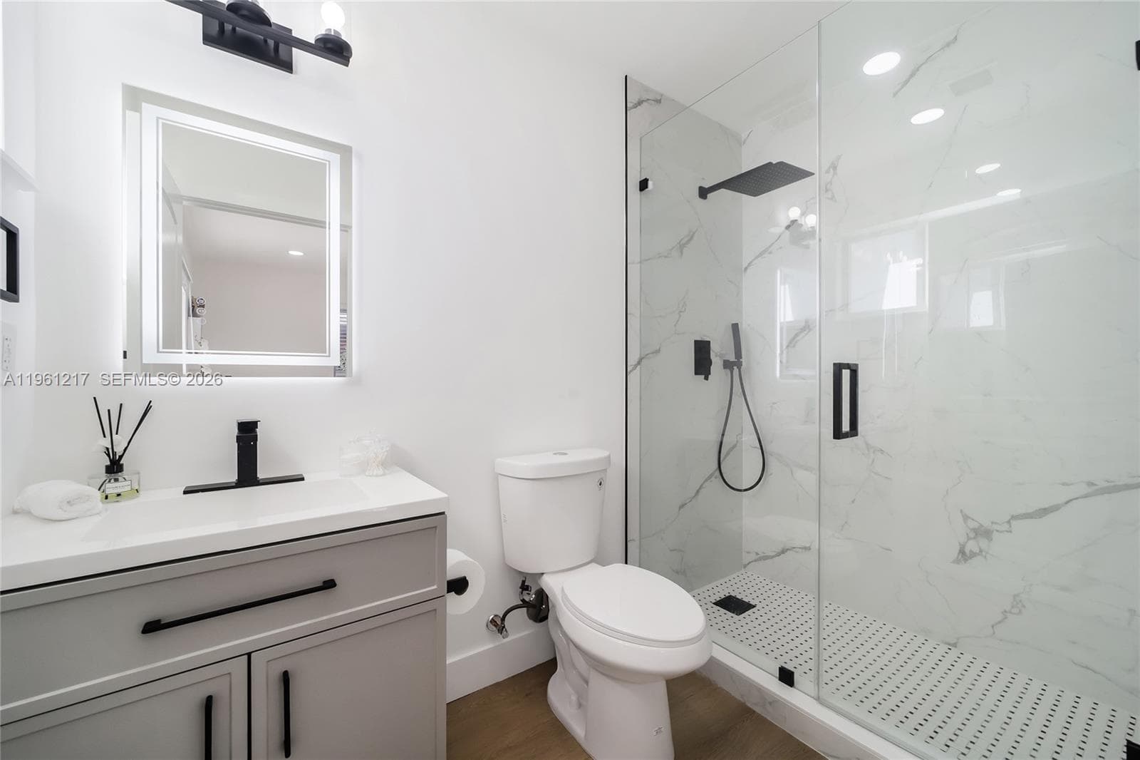 45 NE 124th Ter, North Miami FL 33161 — 36