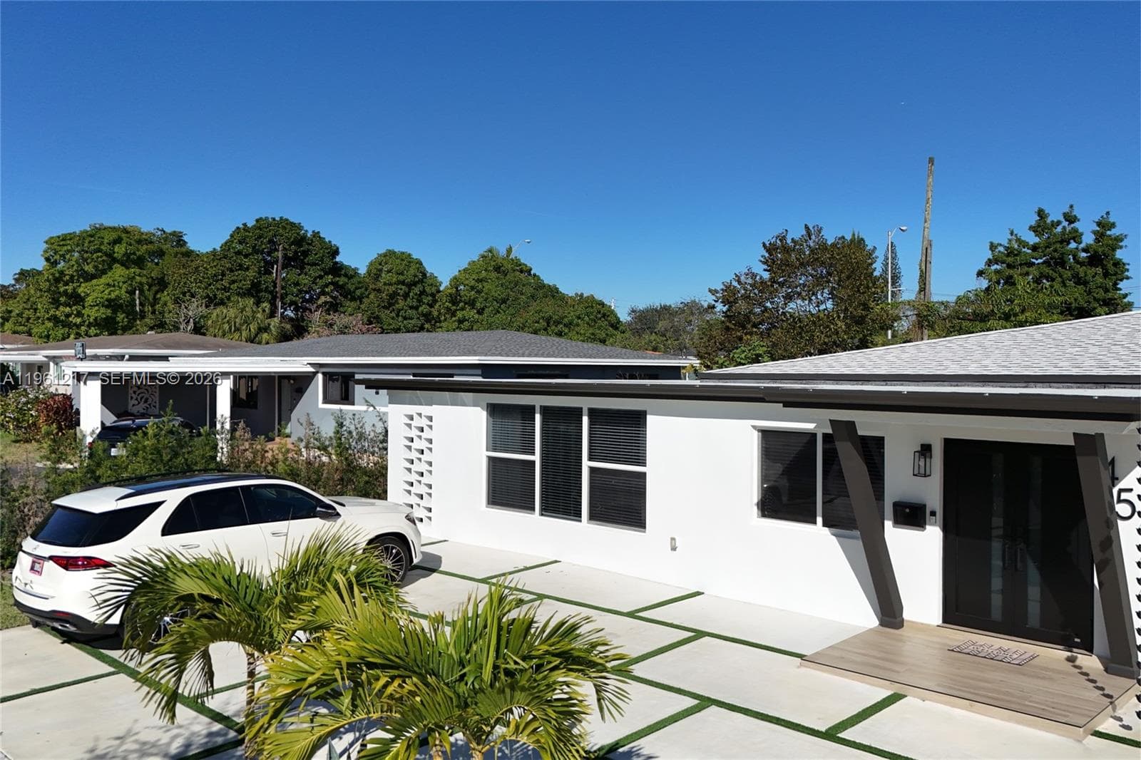 45 NE 124th Ter, North Miami FL 33161 — 75