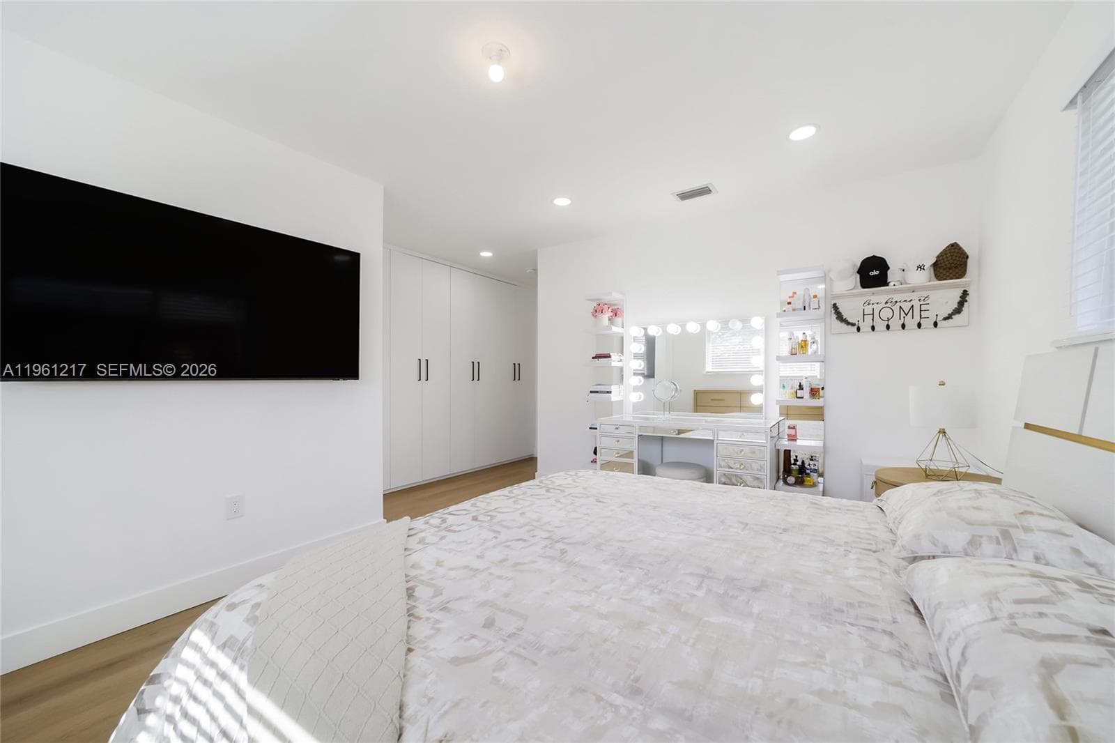 45 NE 124th Ter, North Miami FL 33161 — 33