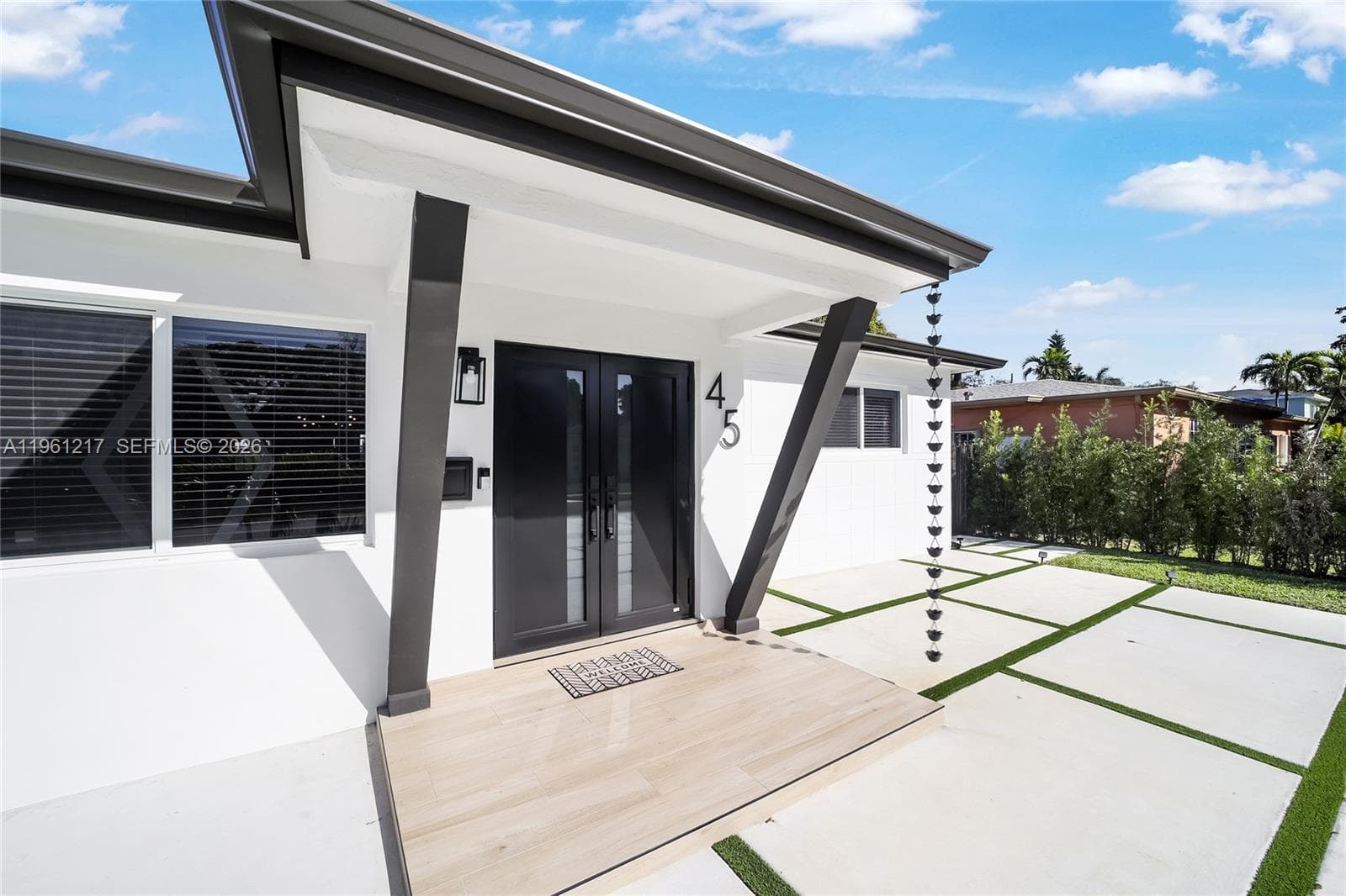 45 NE 124th Ter, North Miami FL 33161 — 4