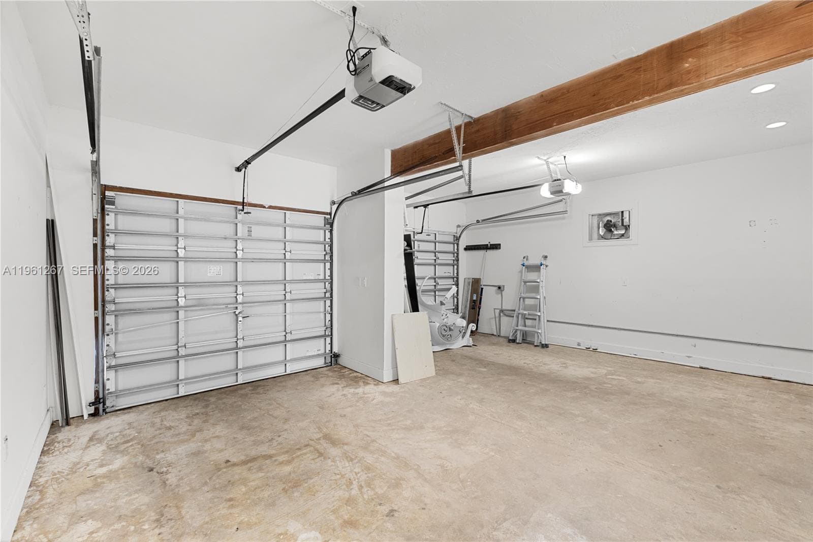 20205 W Oak Haven Cir, Miami FL 33179 — 26