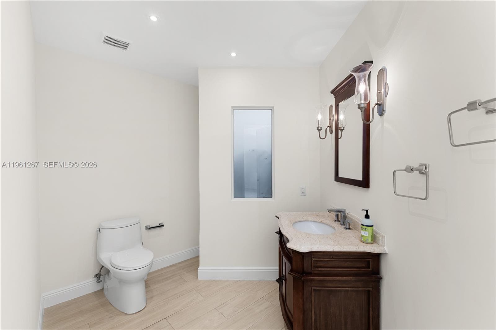 20205 W Oak Haven Cir, Miami FL 33179 — 9