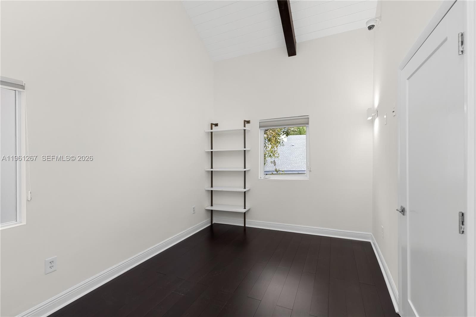 20205 W Oak Haven Cir, Miami FL 33179 — 19