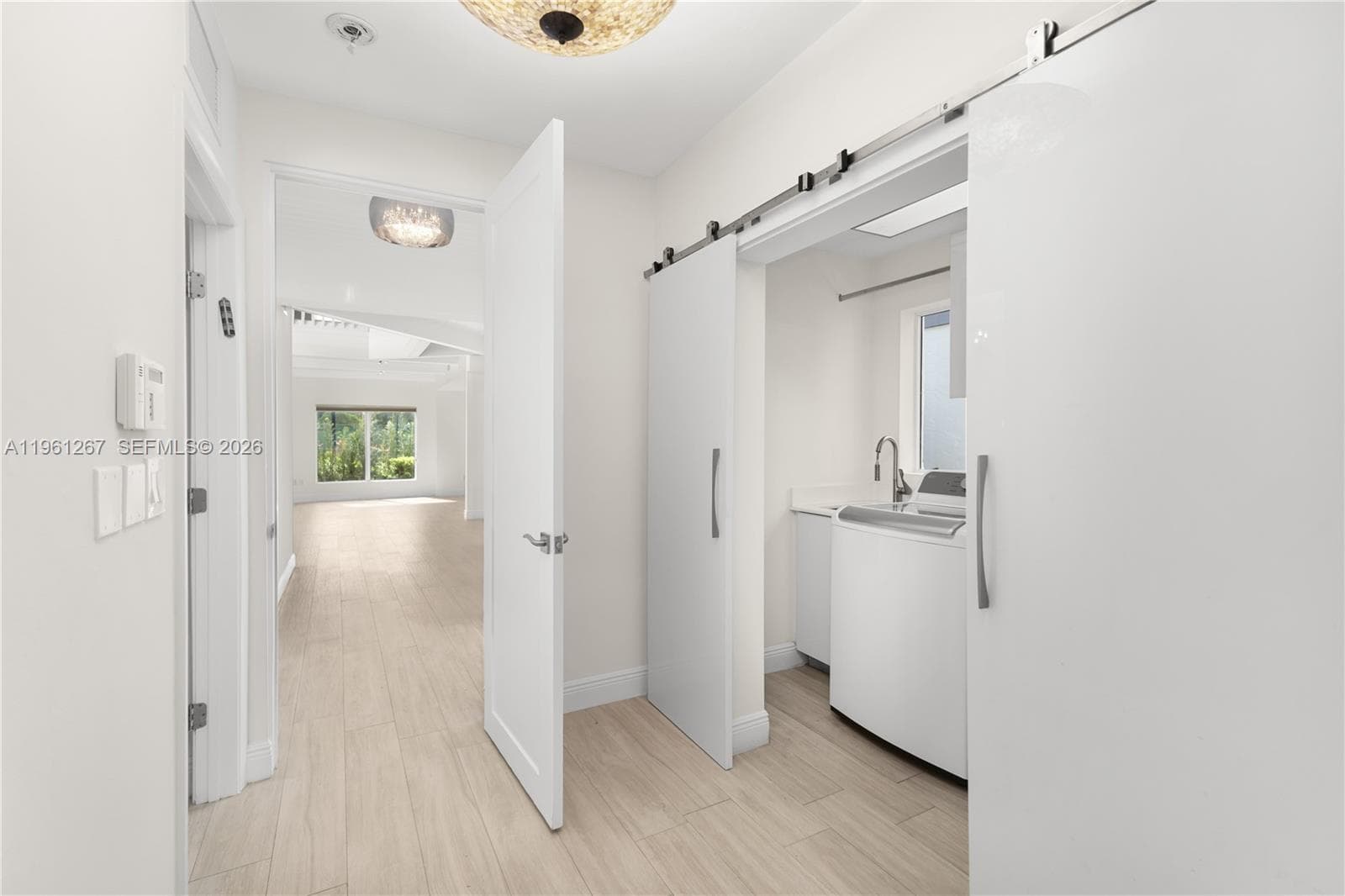 20205 W Oak Haven Cir, Miami FL 33179 — 25