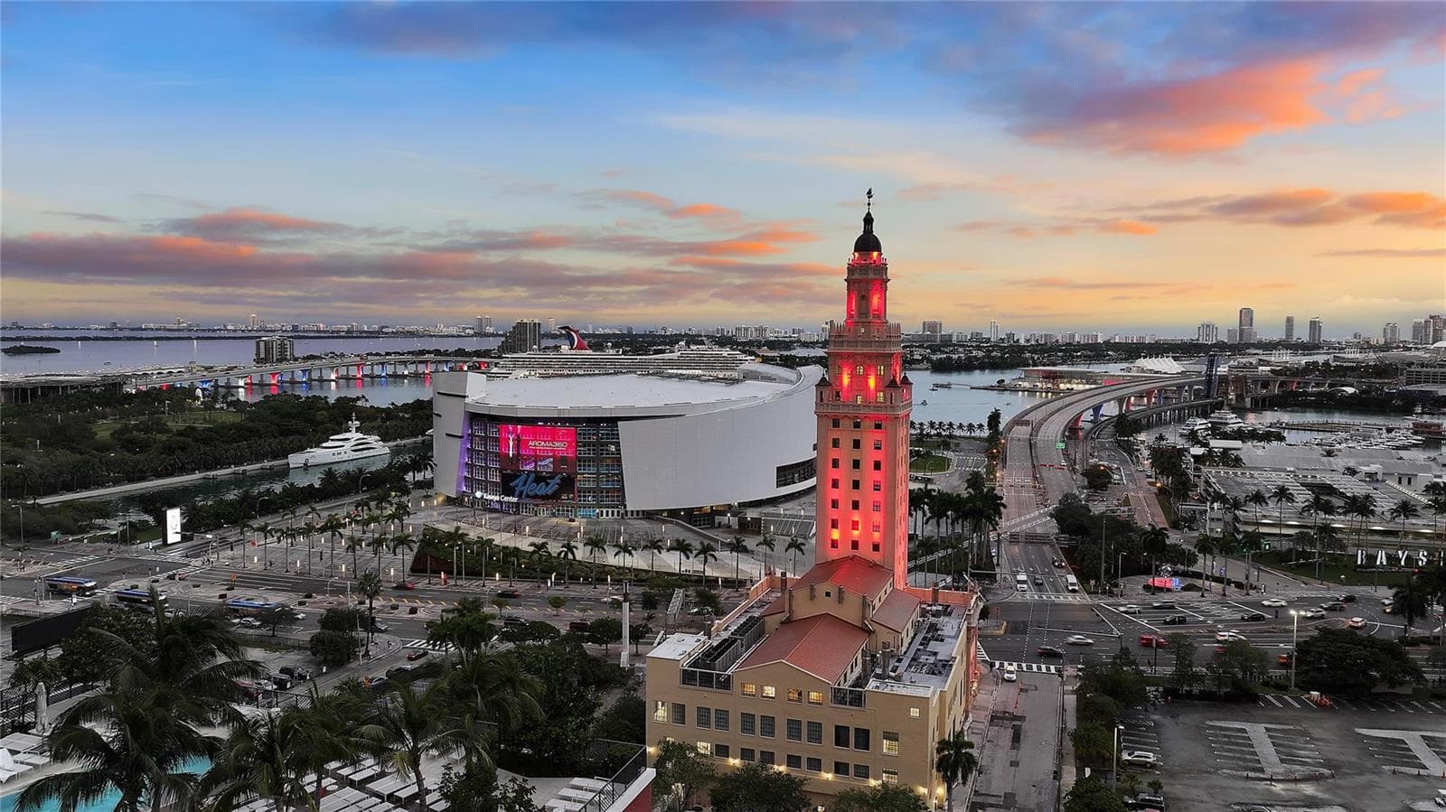 11 NE 6th Street # 907, Miami FL 33132 — 2