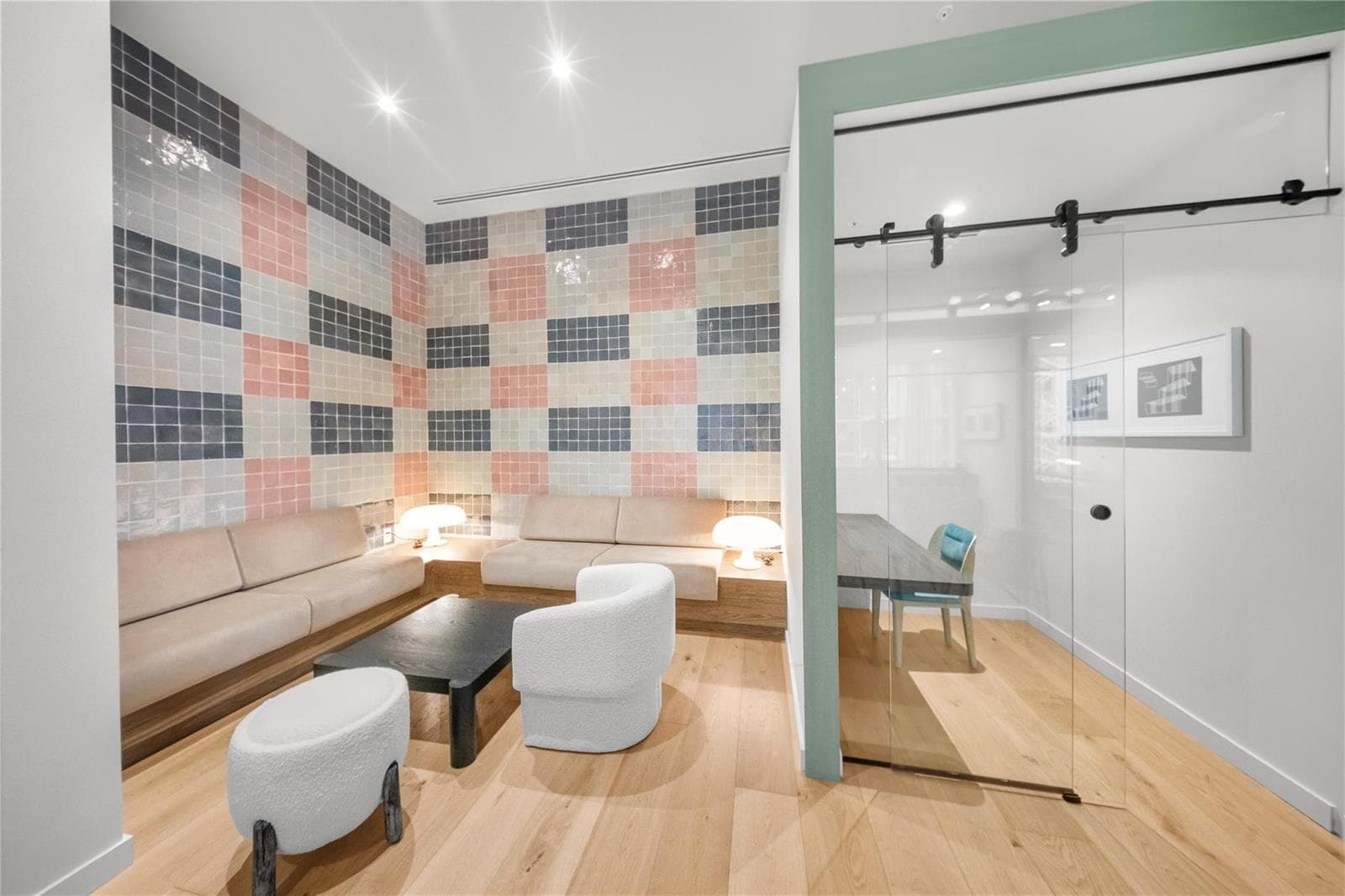 11 NE 6th Street # 907, Miami FL 33132 — 34