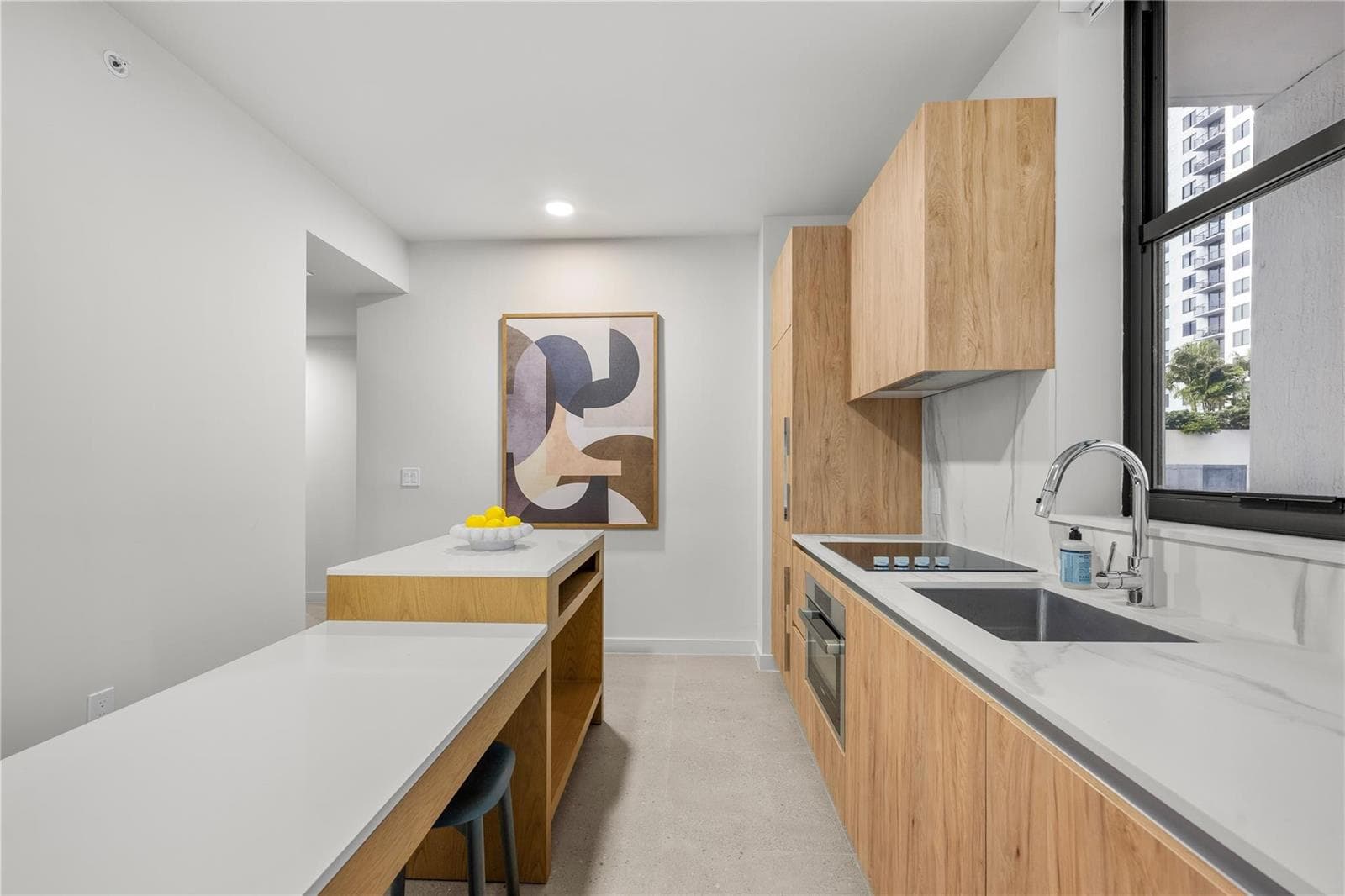 11 NE 6th Street # 907, Miami FL 33132 — 10
