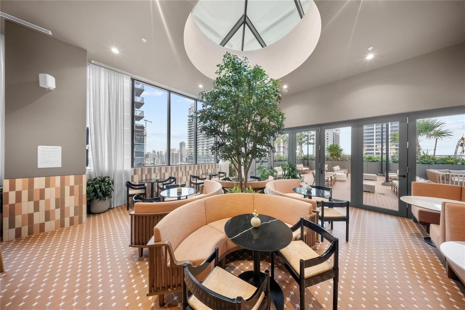 11 NE 6th Street # 907, Miami FL 33132 — 39
