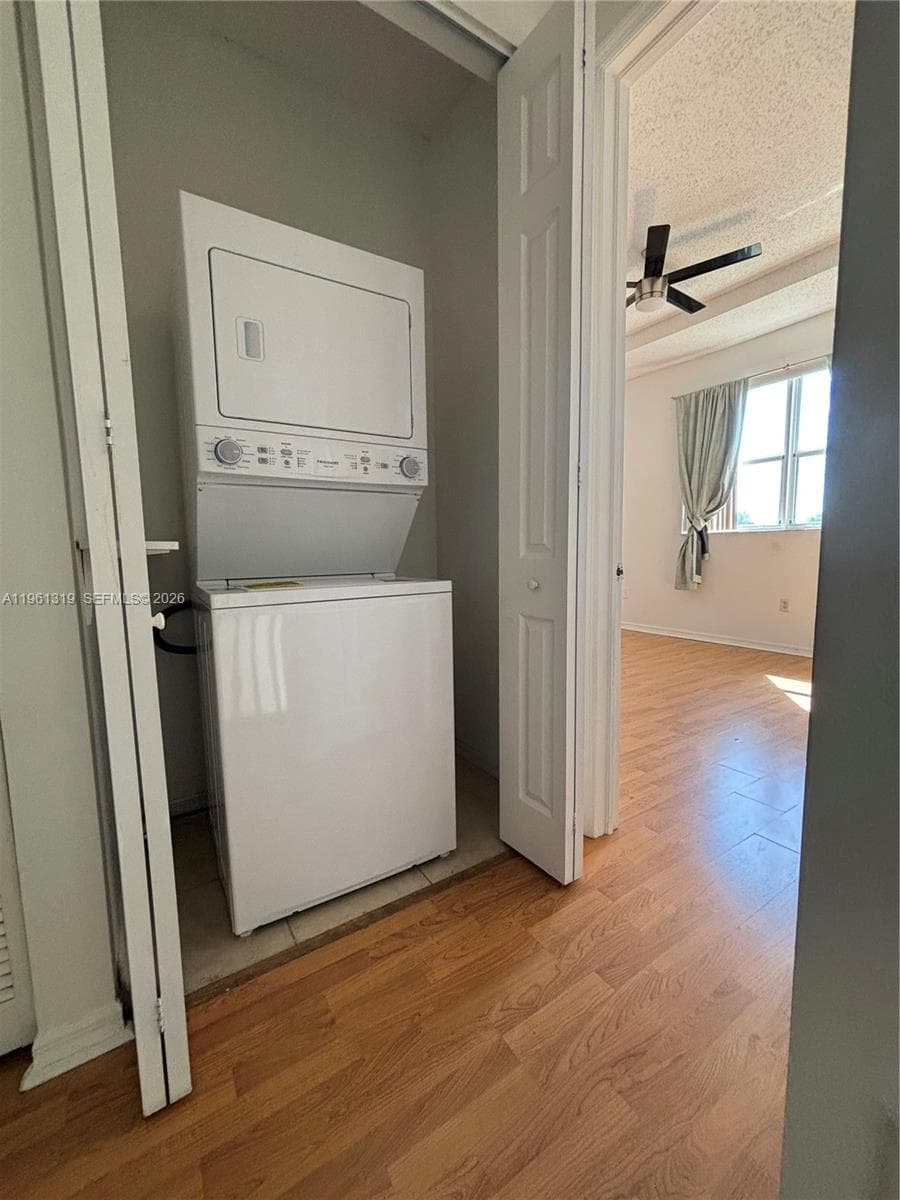 1044 NE 42nd Ter, Homestead FL 33033 — 12