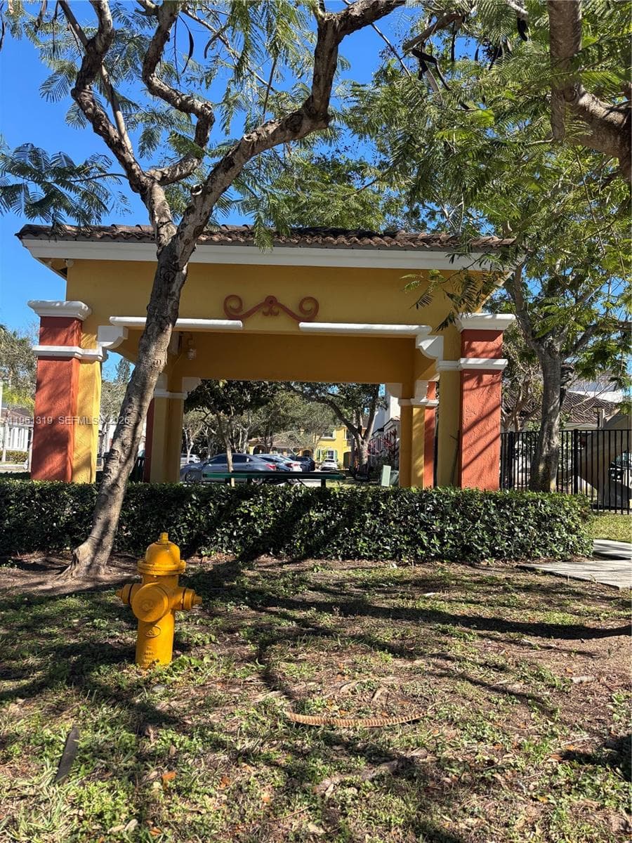 1044 NE 42nd Ter, Homestead FL 33033 — 14