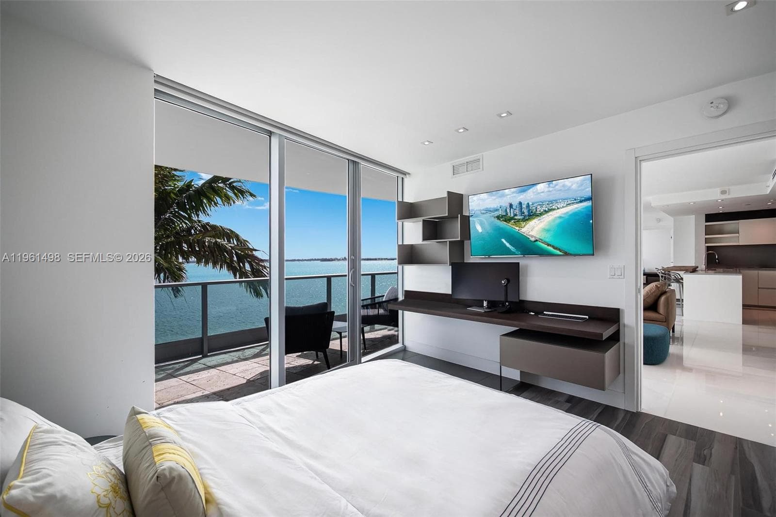 1331 Brickell Bay Dr # 33, Miami FL 33131 — 14