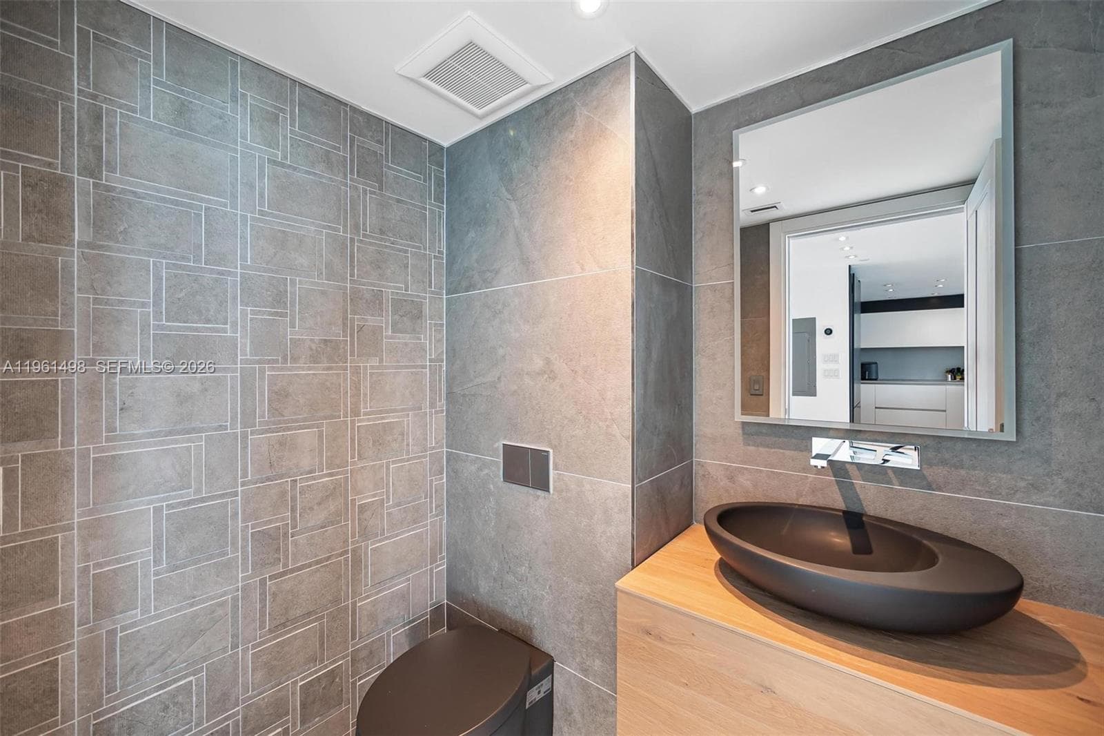 1331 Brickell Bay Dr # 33, Miami FL 33131 — 8