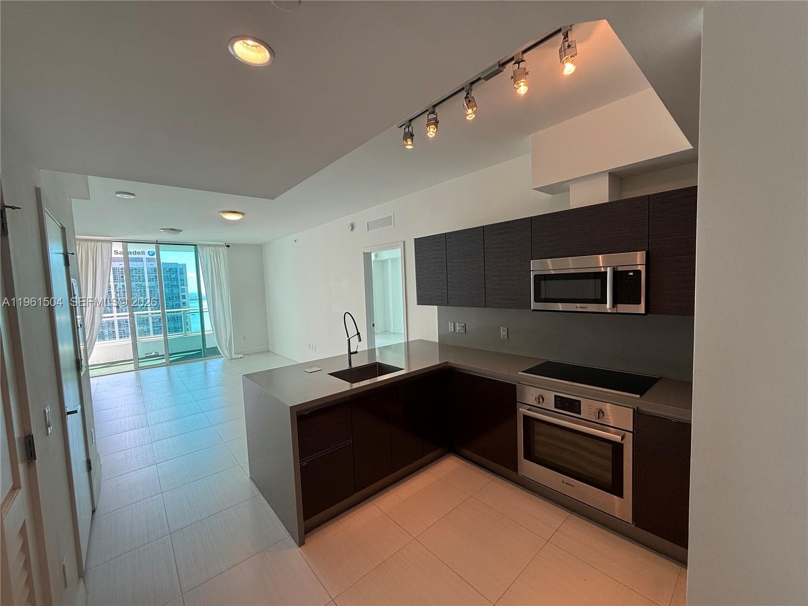 1080 Brickell Ave # 3204, Miami FL 33131 — 17