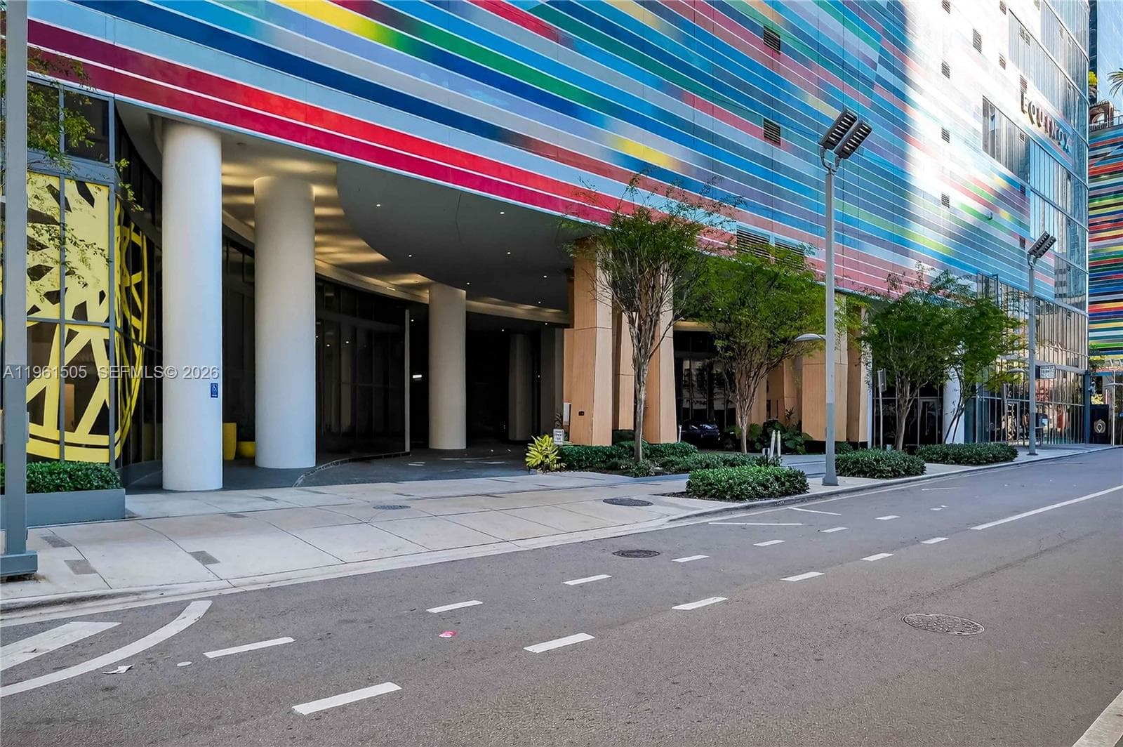 45 SW 9th St # 3807, Miami FL 33130 — 42