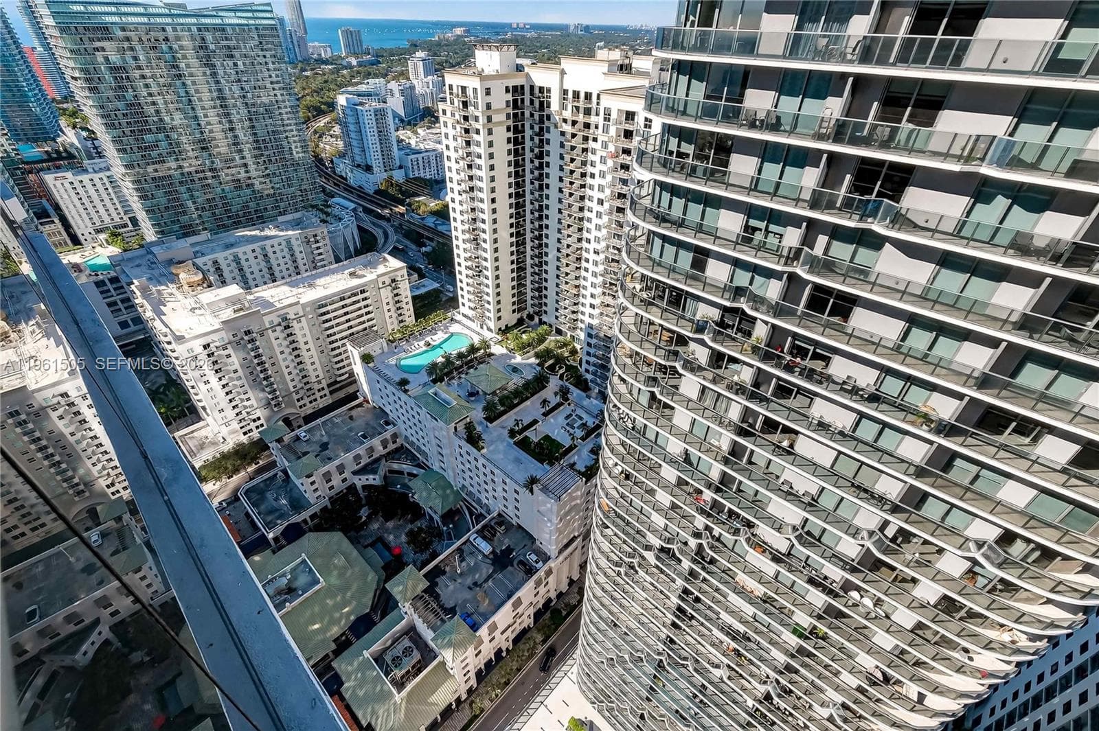 45 SW 9th St # 3807, Miami FL 33130 — 20