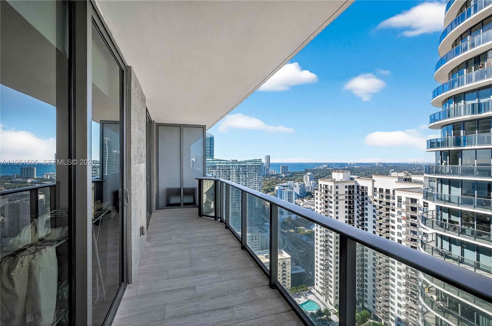 45 SW 9th St # 3807, Miami FL 33130 — 18