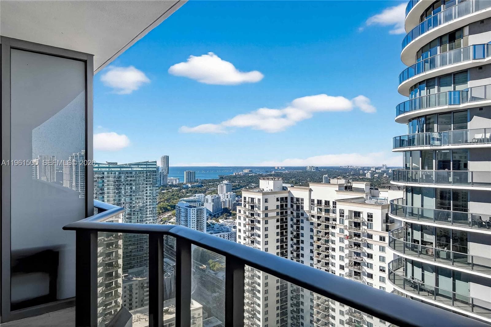 45 SW 9th St # 3807, Miami FL 33130 — 19