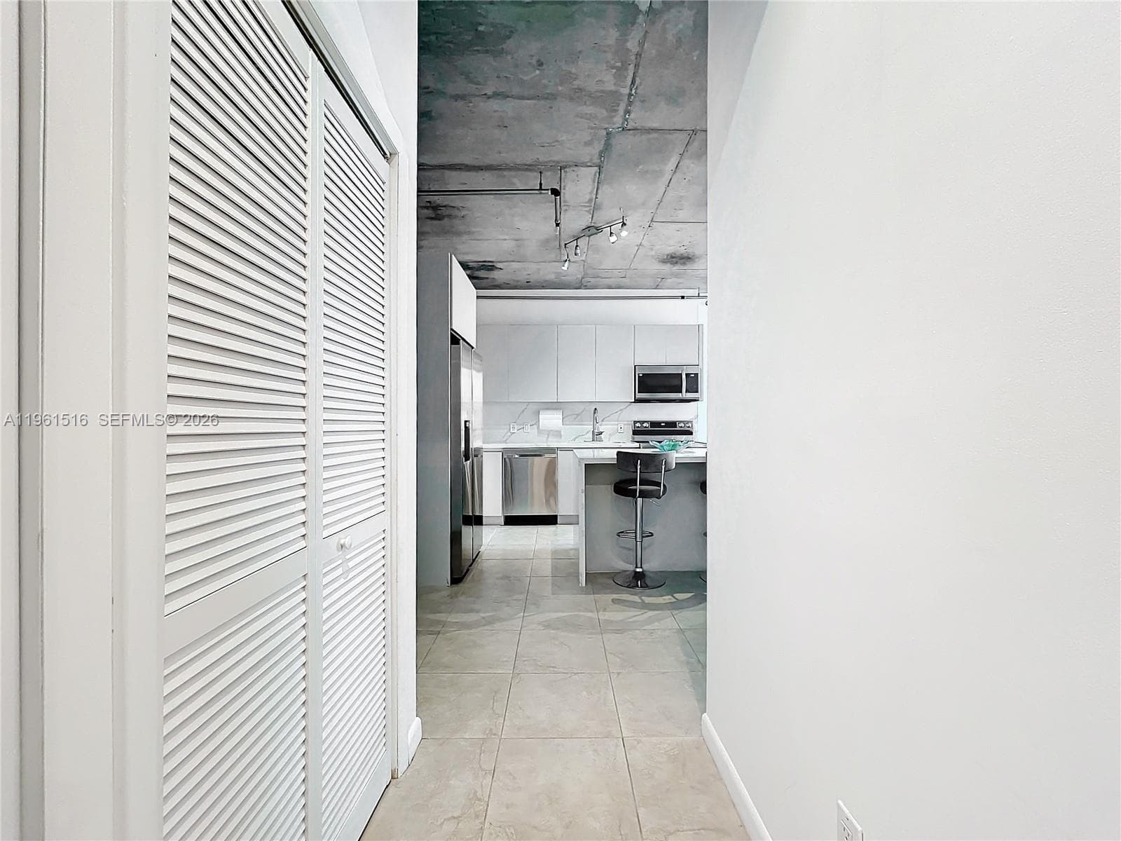 690 SW 1st Ct # 1232, Miami FL 33130 — 24