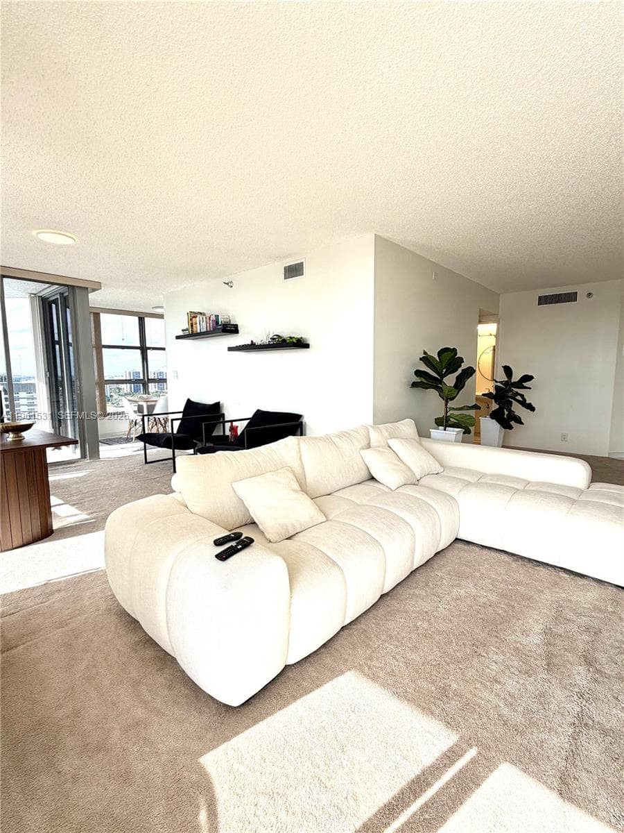 3530 Mystic Pointe Dr # 2605, Aventura FL 33180 — 2