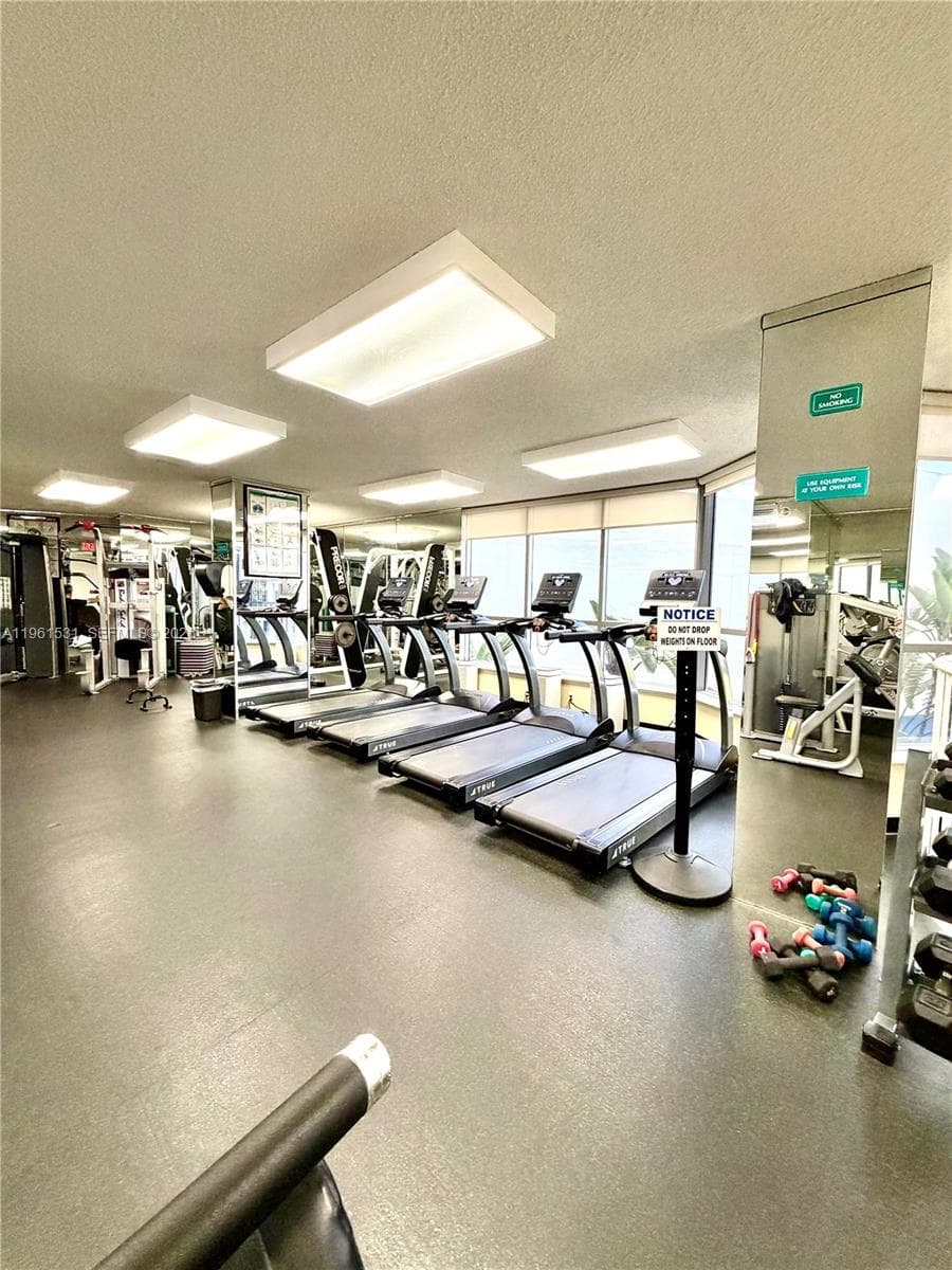 3530 Mystic Pointe Dr # 2605, Aventura FL 33180 — 35