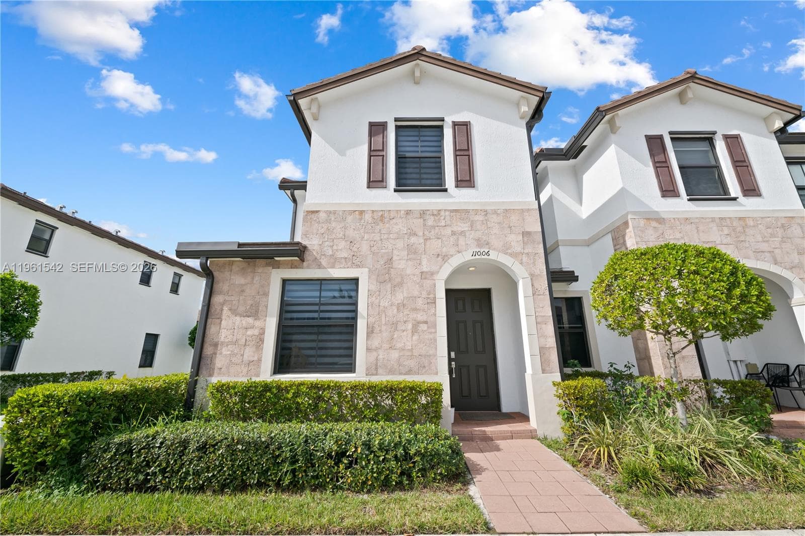 11006 W 32nd Ln, Hialeah FL 33018 — 5