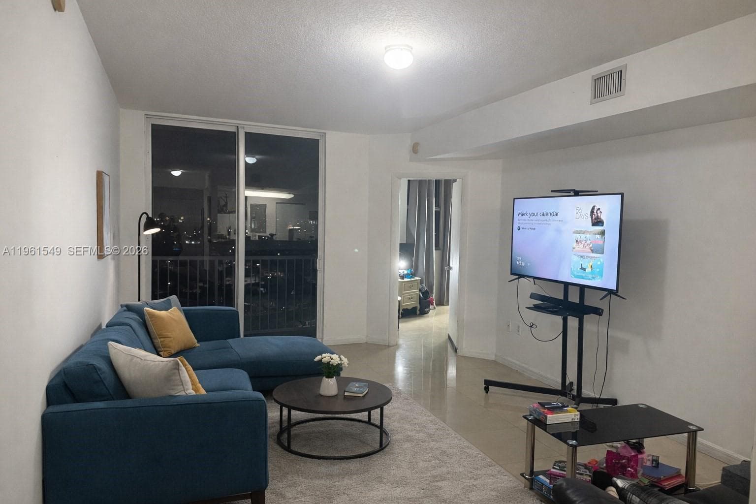 1 Glen Royal Pkwy # 1404, Miami FL 33125 — 3