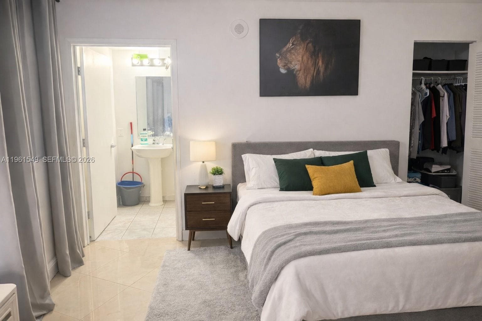 1 Glen Royal Pkwy # 1404, Miami FL 33125 — 4