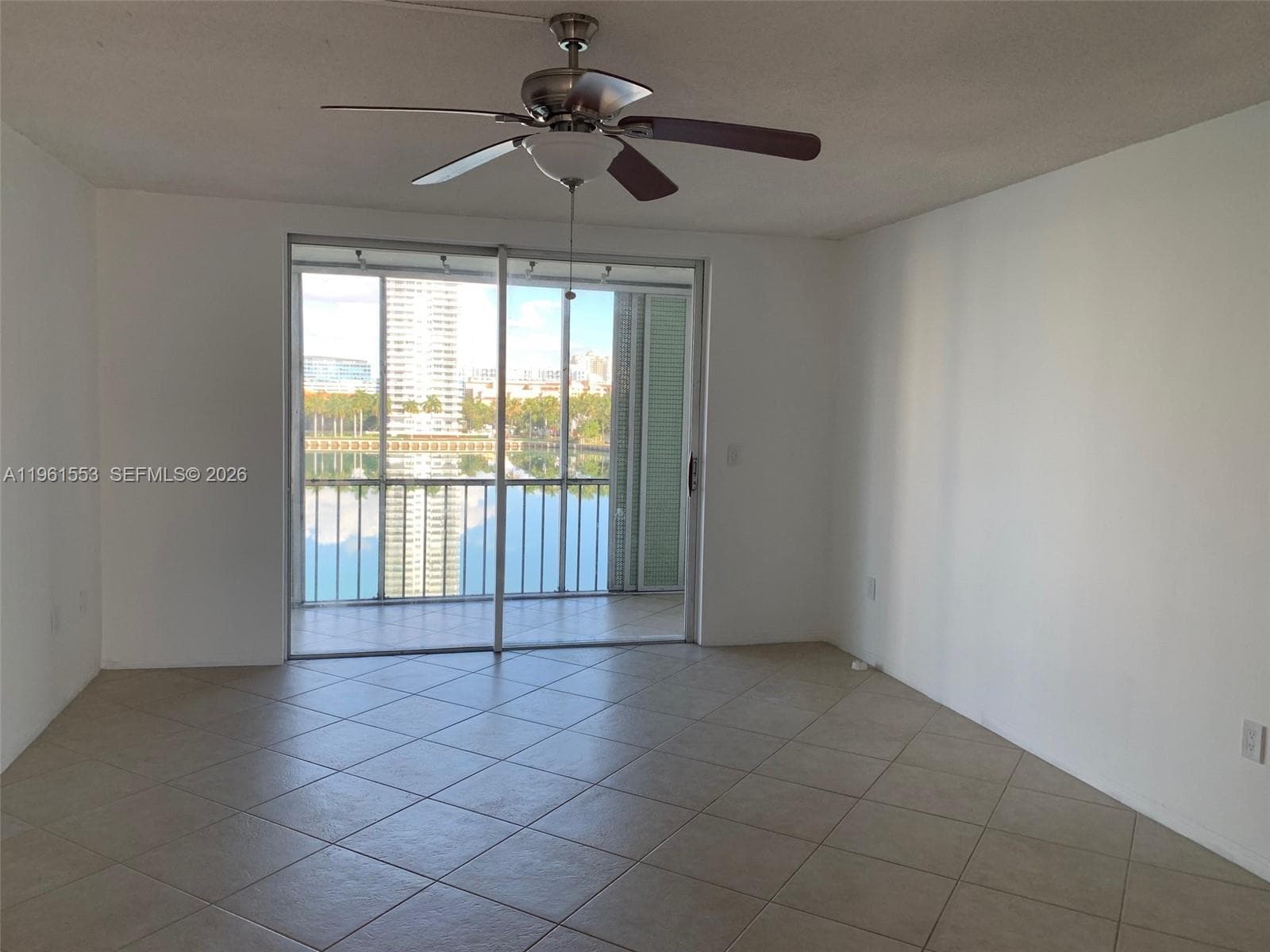 2999 POINT EAST DR # C609, Aventura FL 33160 — 1