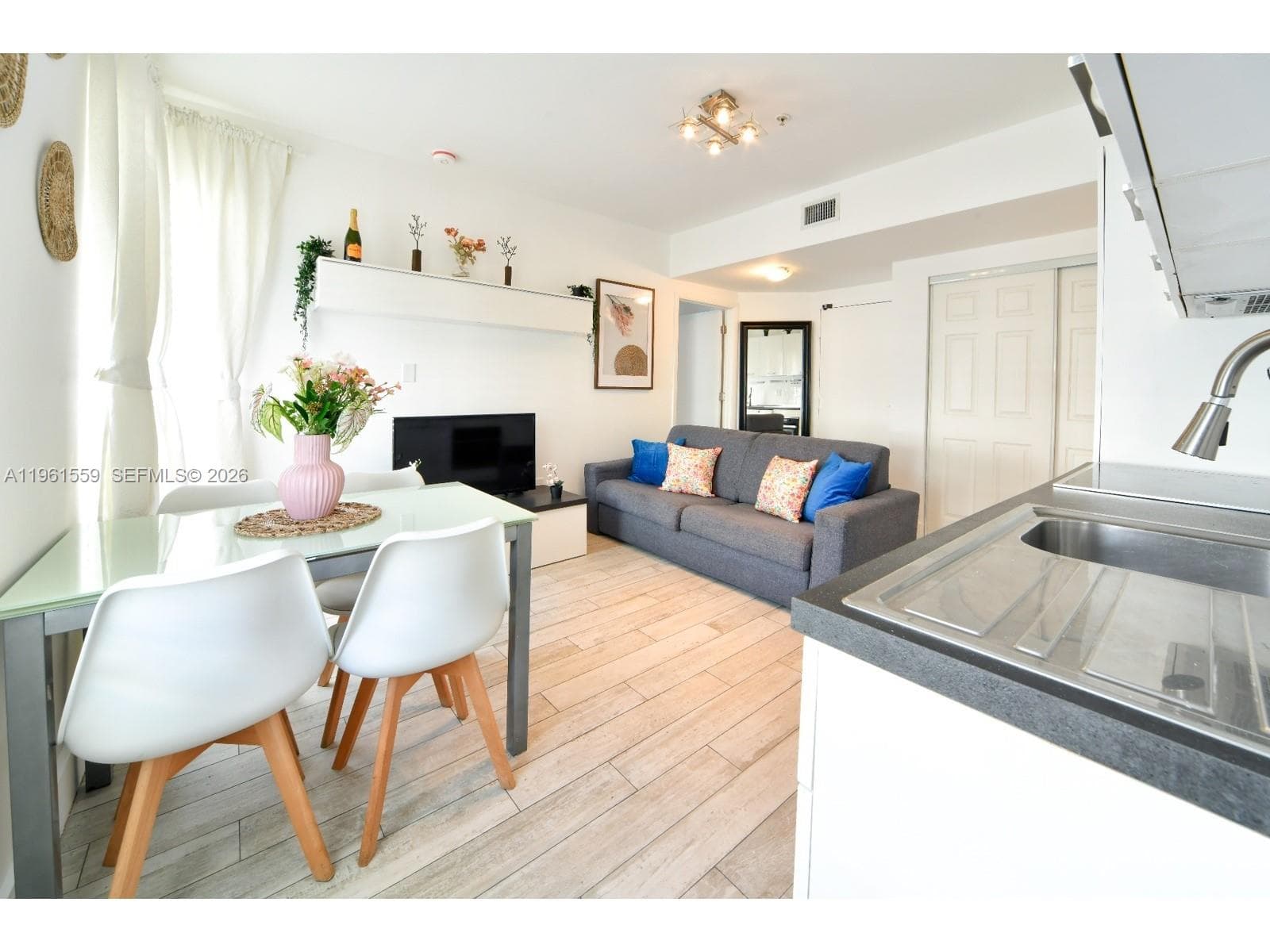 811 Jefferson Ave # 204, Miami Beach FL 33139 — 4