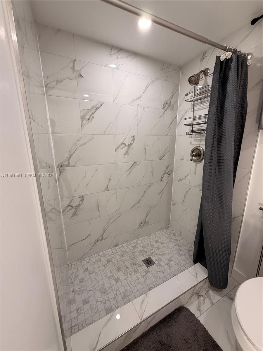 1037 SW 20th Ave # 2, Miami FL 33135 — 5